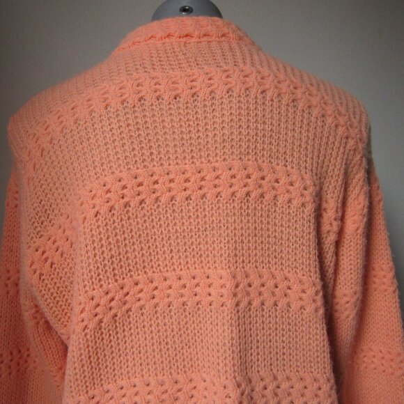 Pumpkin peach tone sweater, short cardigan, 1960s Merriweather Orlon and Acrylic - Picture 6 of 13